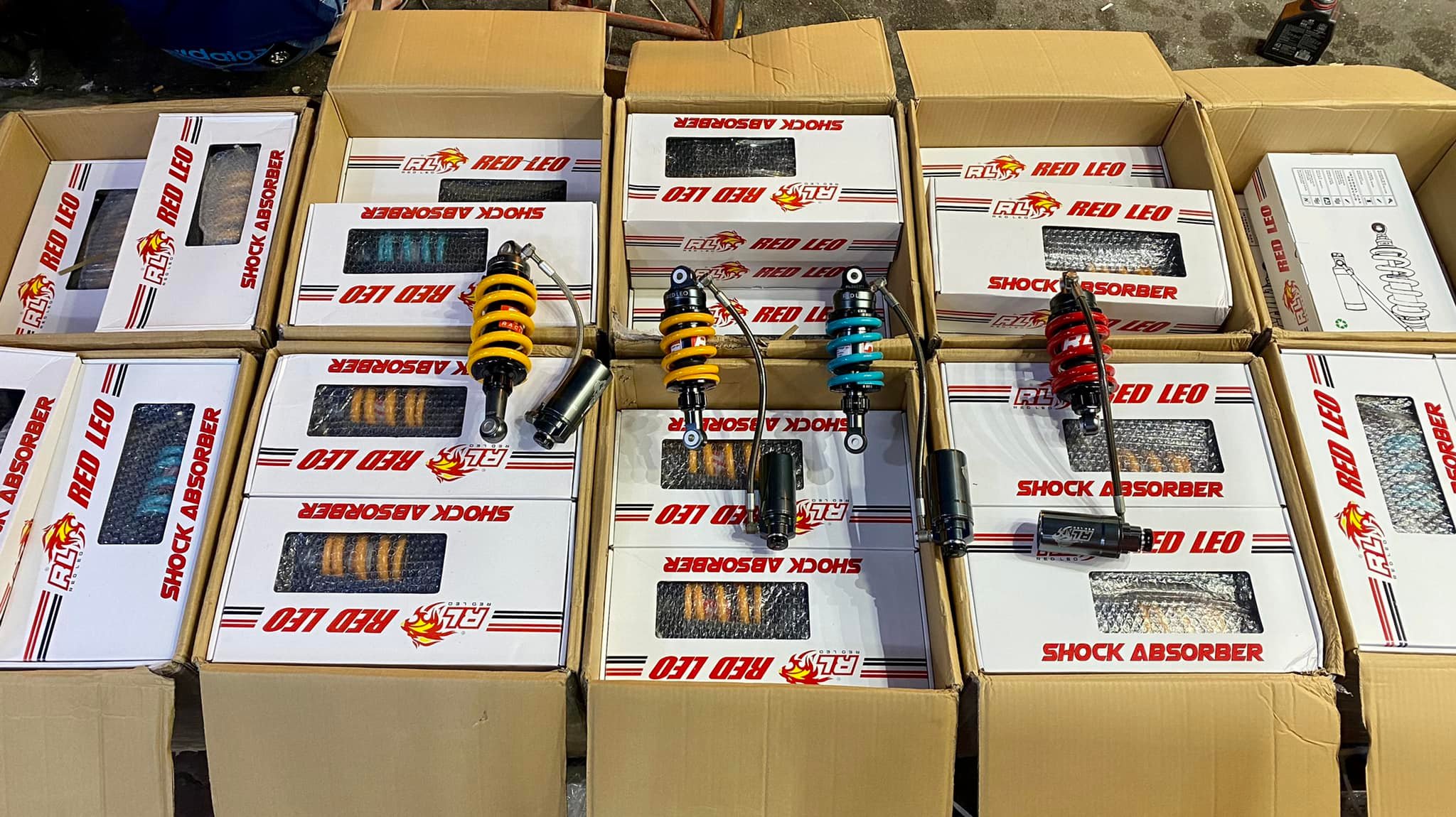 Phuộc Redleo có bình dầu 2 tăng chỉnh