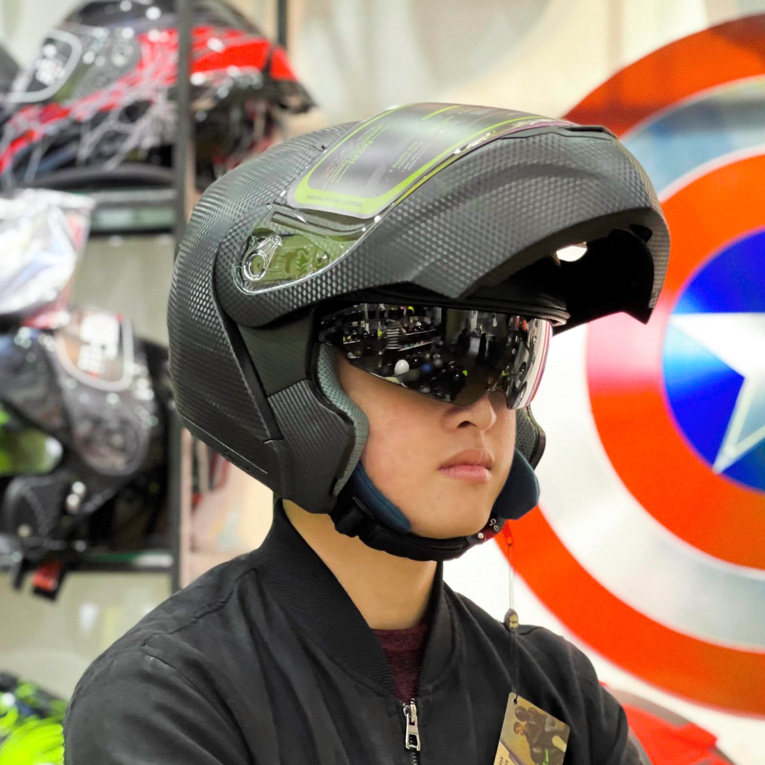 Mũ bảo hiểm Lật Hàm Fullface Royal M179 Vân Carbon Đen nhám – 2 Kính