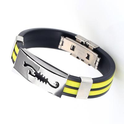 Vòng tay nam titan hình bọ cạp xả kho