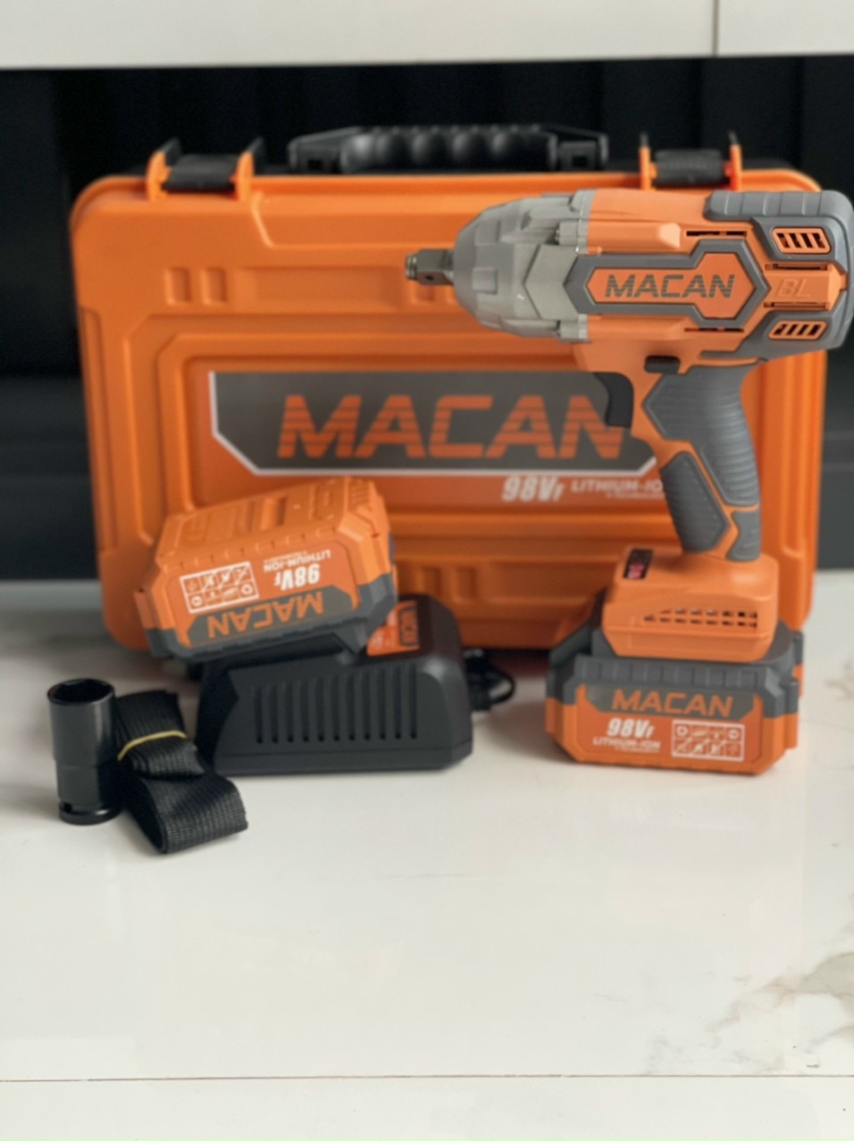 Máy siết bulong macan 98v mở ốc xe con 27-32mm đổ lại-2pin