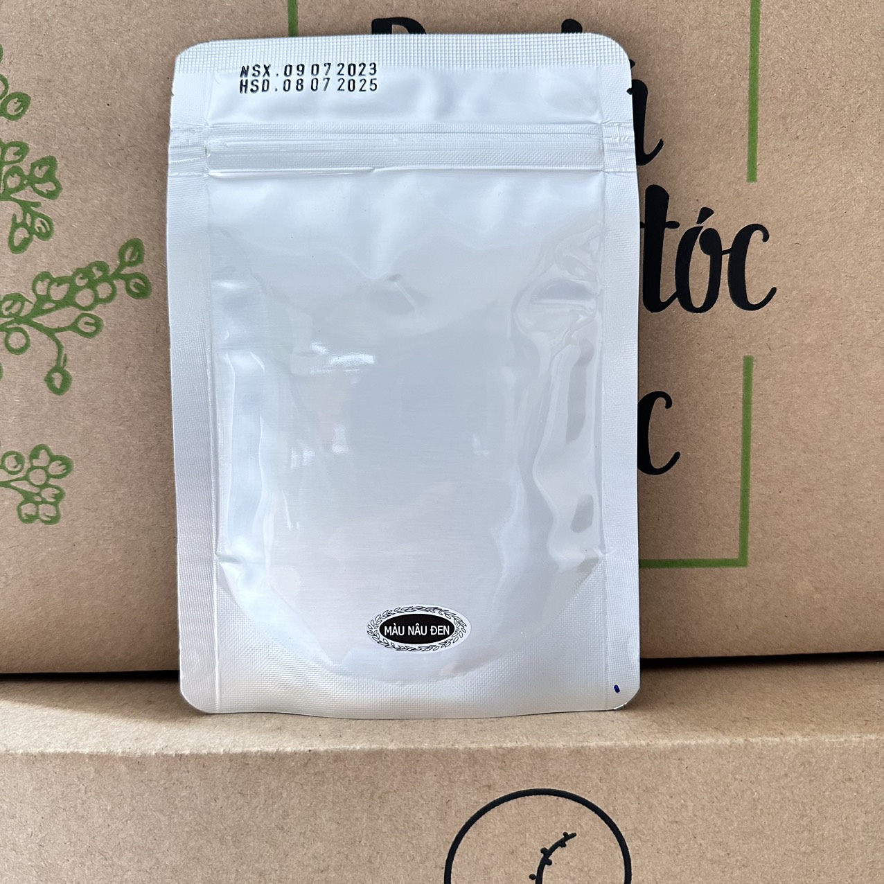  MÀU NÂU ĐEN   TÚI BỘT NHUỘM 50GR  TIẾT KIỆM THÊM 15K  . 