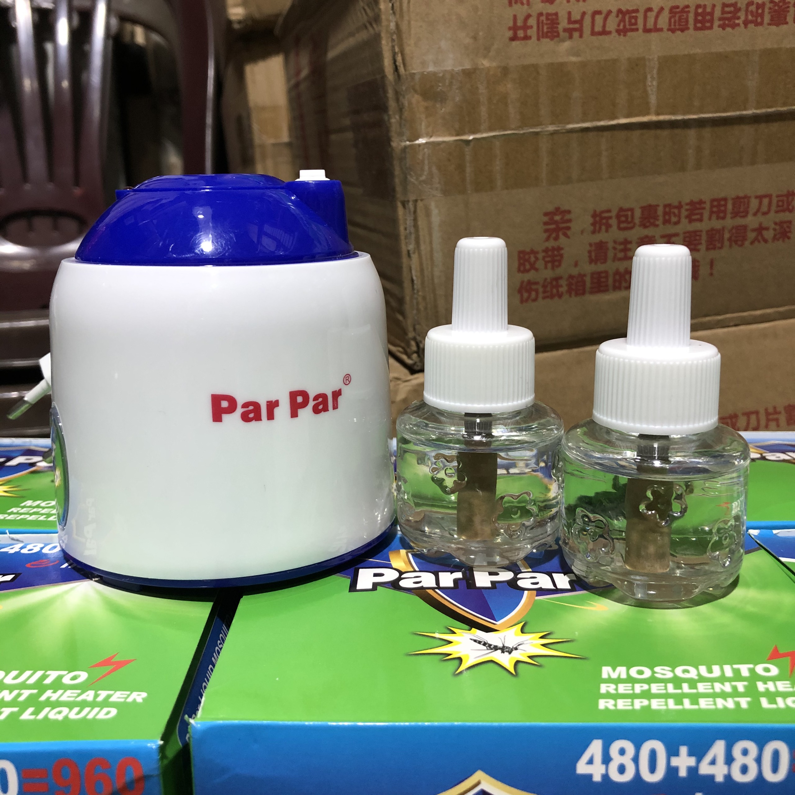 [HCM]Máy Xông Tinh Dầu Không Mùi Đuổi Muỗi Par Par 960 Giờ - (1 Máy và 2 Chai Tinh Dầu 480h)