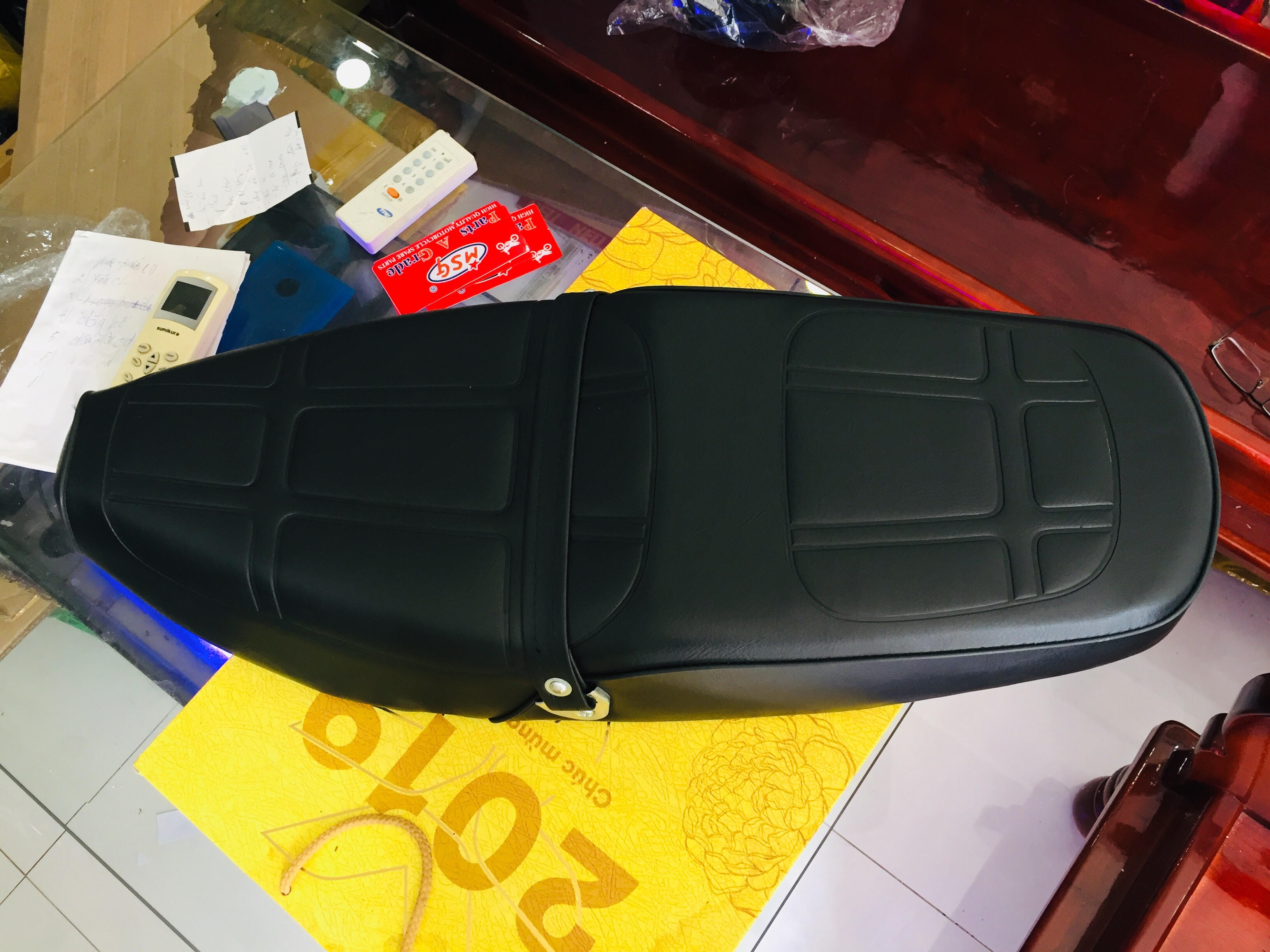 yên liền cho xe cub đèn vuông :DD-DH-82-84...