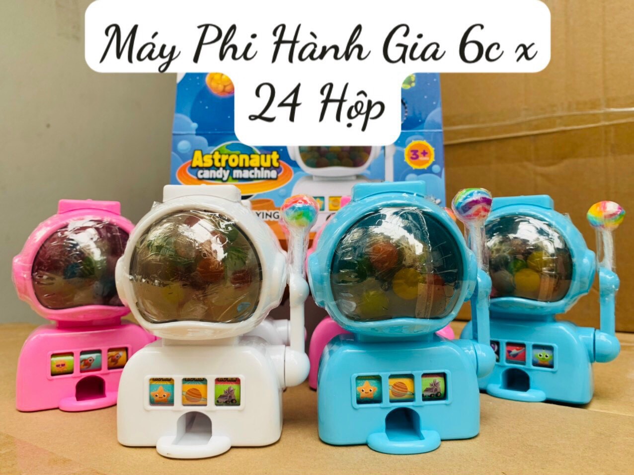 Máy bán kẹo phi hành gia Astronaut candy machine kèm kẹo mút 1 chiếc