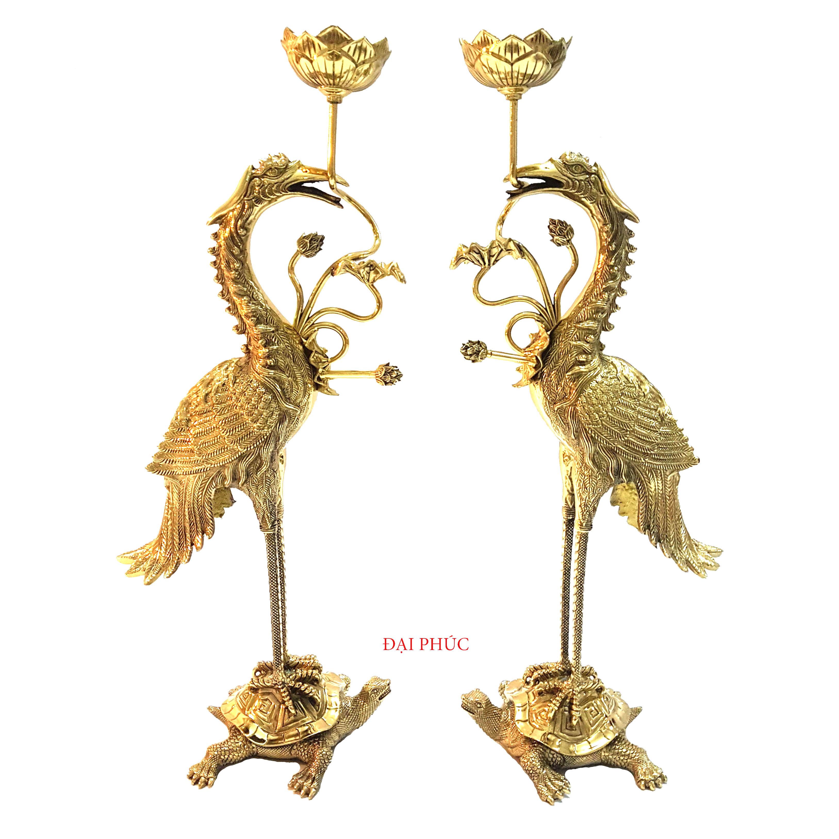 Đôi hạc Cánh Vĩnh Tiến số 1 cao 31,5 cm nặng 1,7 kg màu vàng sáng bóng