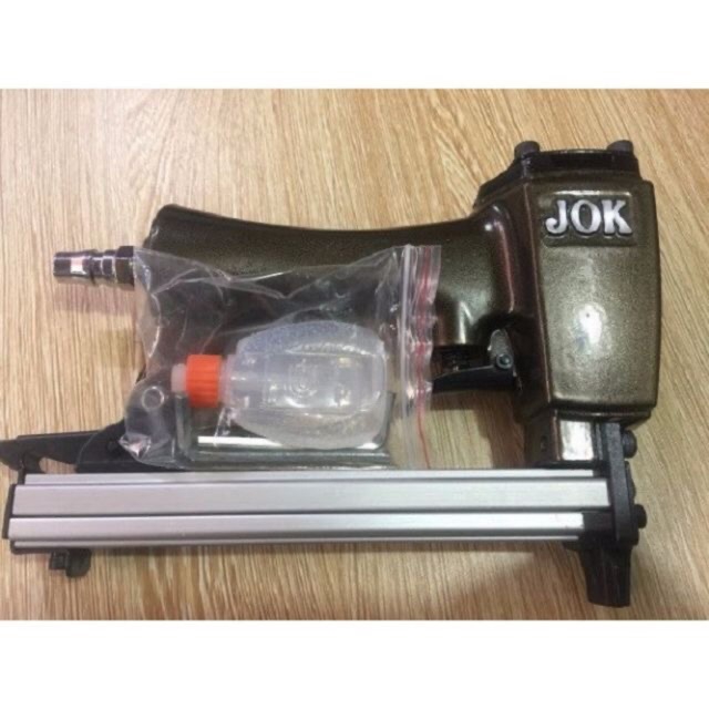 Súng bắn đinh dùng hơi f30 jok