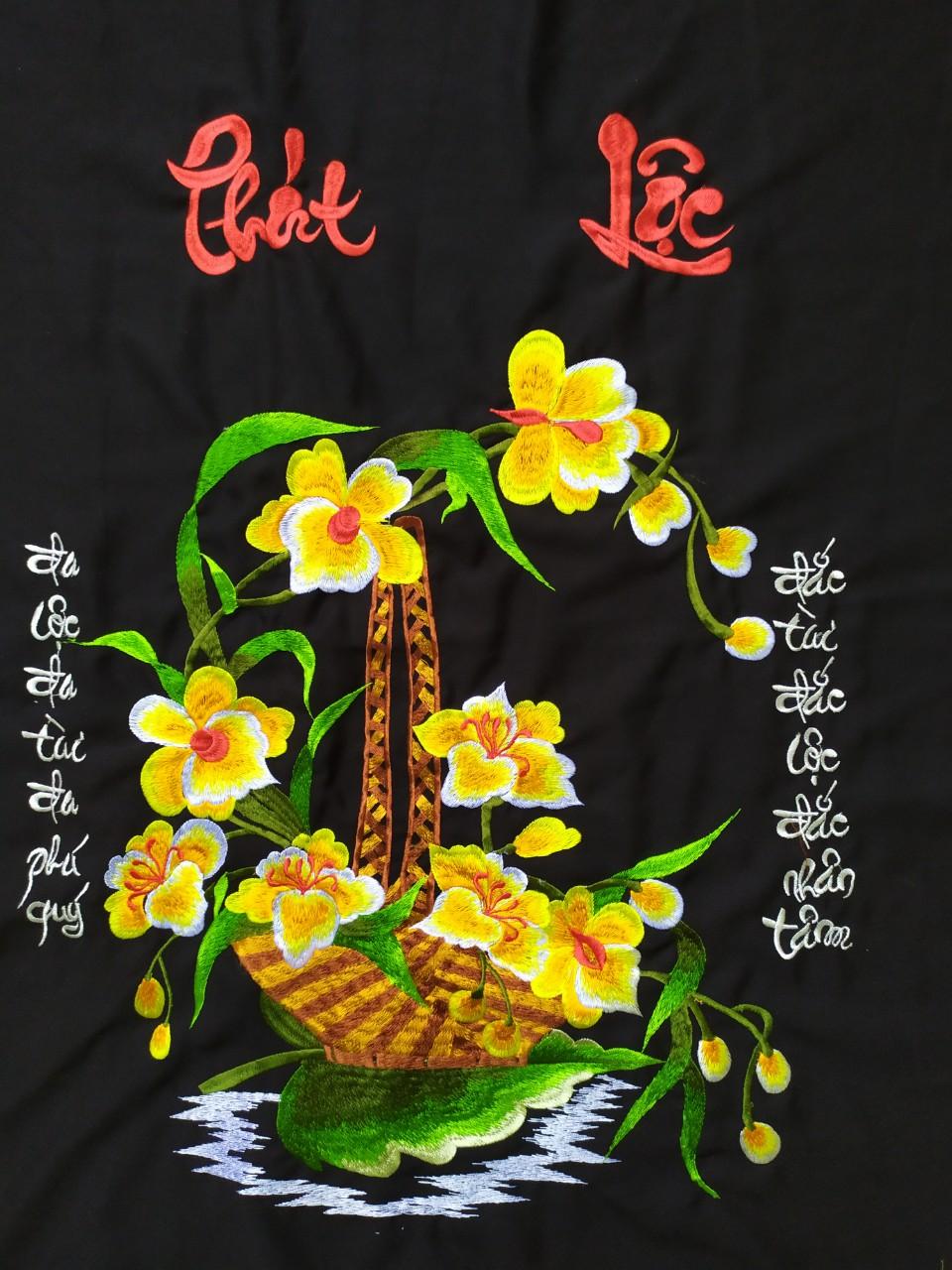 Tranh Thêu Giỏ Hoa Chữ Lộc Phát - Tranh Treo Phòng Khách Phòng Ngủ