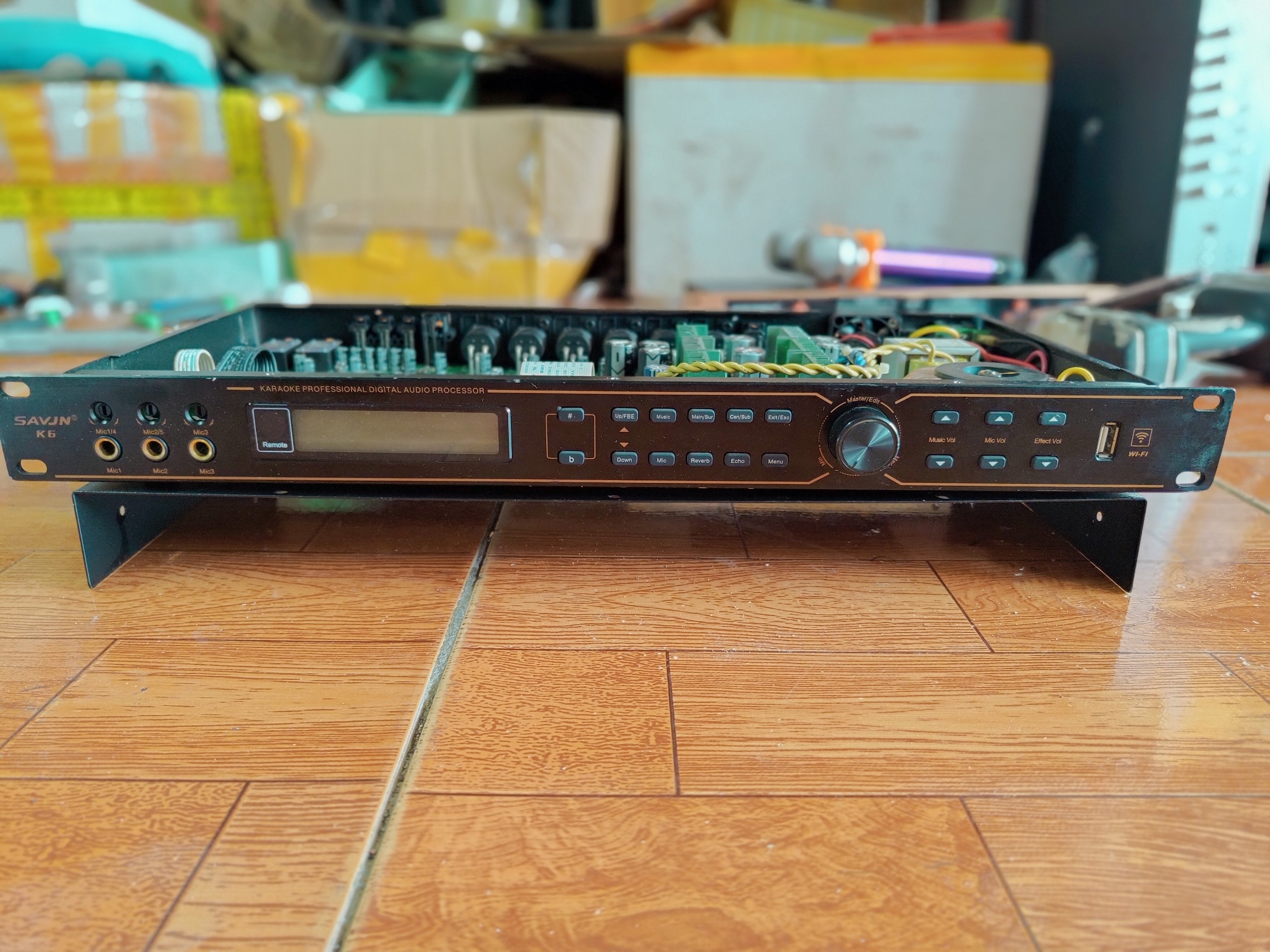Vang số bãi bộ xử lý số SAVJN X8 plus chuyên nghiệp 22 Ben EQ, 2 mic riêng biệt chuyên show