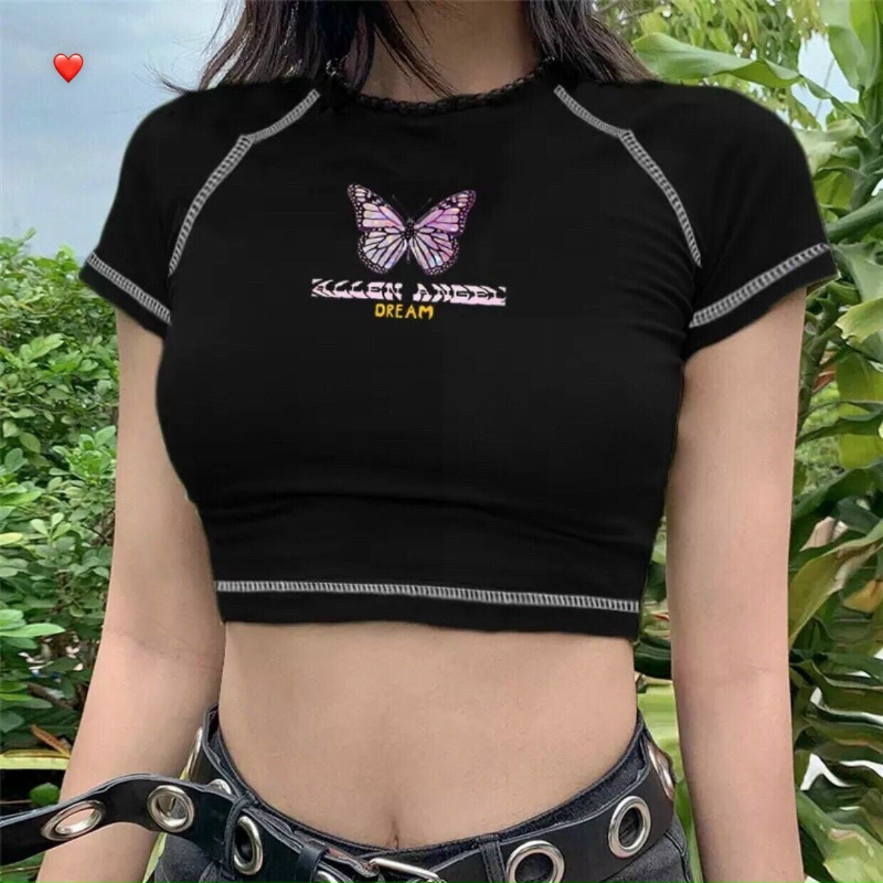 Áo croptop ôm body cổ tròn ngắn tay in hình bướm siêu xinh