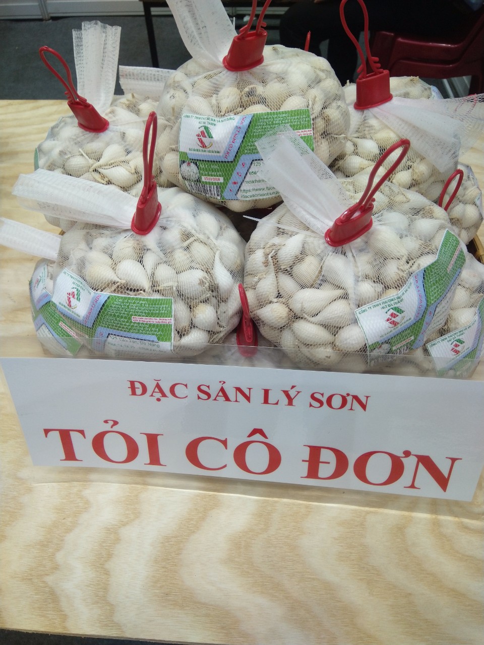 Tỏi cô đơn lý sơn ( tặng kèm bộ combo 1kg hành, 1kg tỏi tép lý sơn)