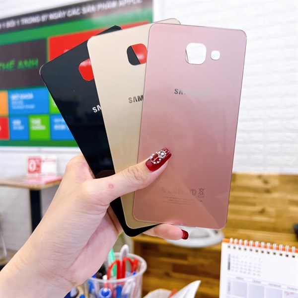 Nắp lưng samsung a710 / samsung a7 2016 lưng kính hàng như hình.