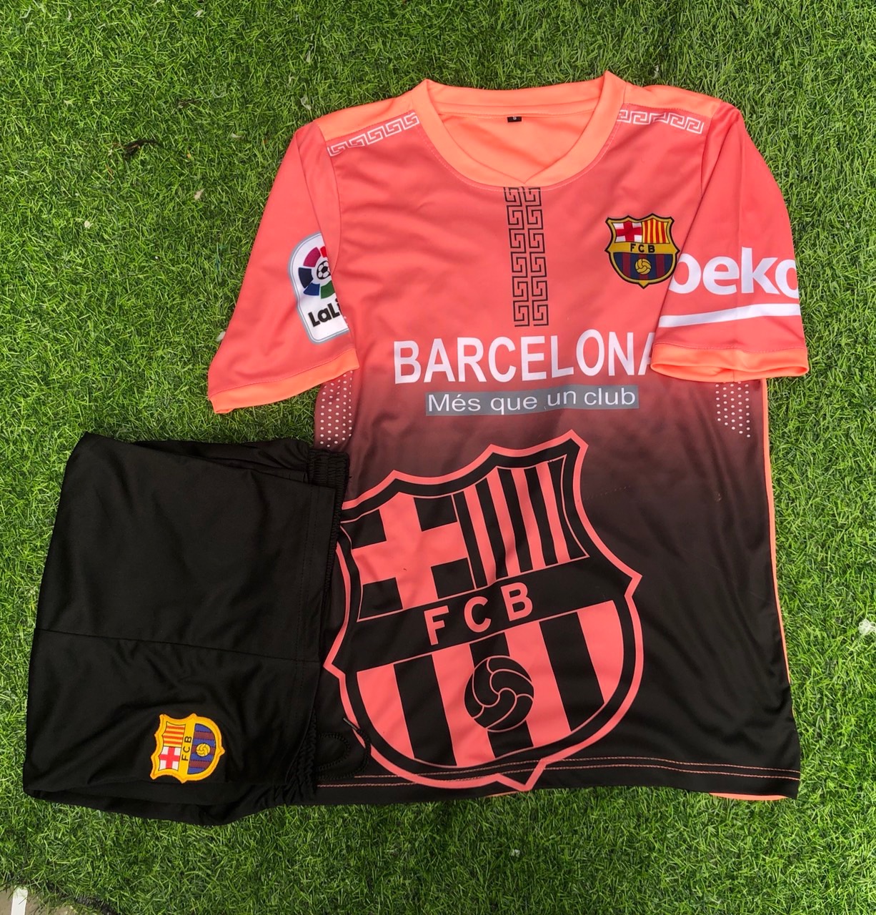 Bộ quần áo bóng đá barca cam mới nhất 2021-2022 - quần áo đá banh mới nhất