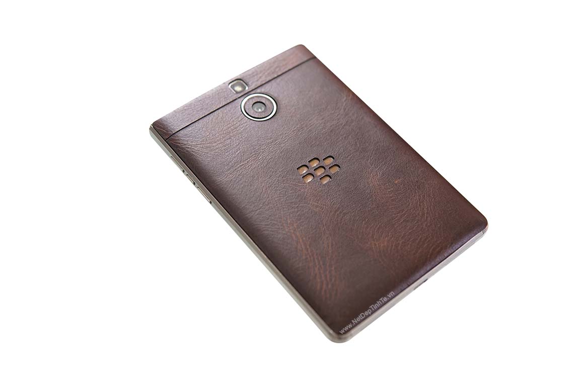 Ốp dán da điện thoai BlackBerry Passport Silver – Da bò thật 100% - chính hãng Nét Đẹp Tinh Tế