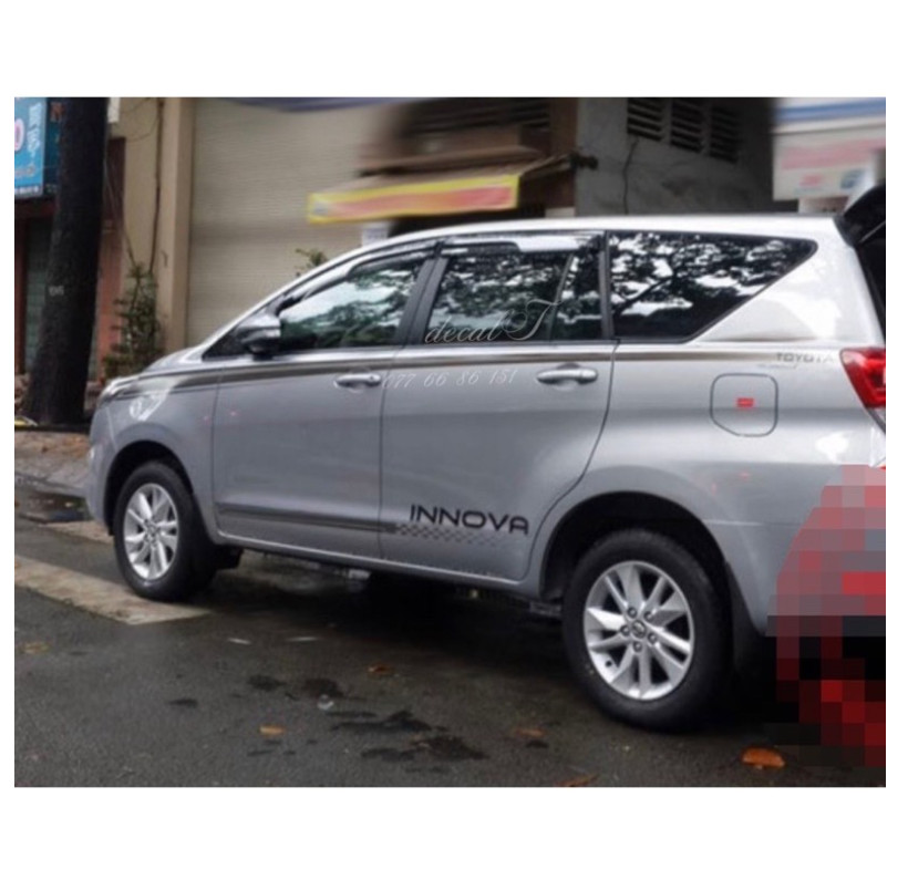 Tem dán sườn xe Innova mẫu mới