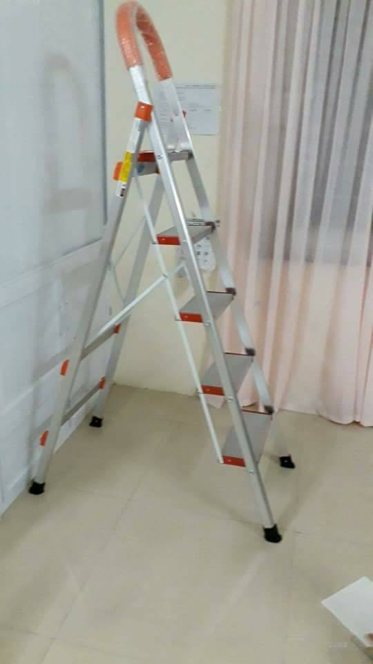 Thang nhôm ghế 5 bậc