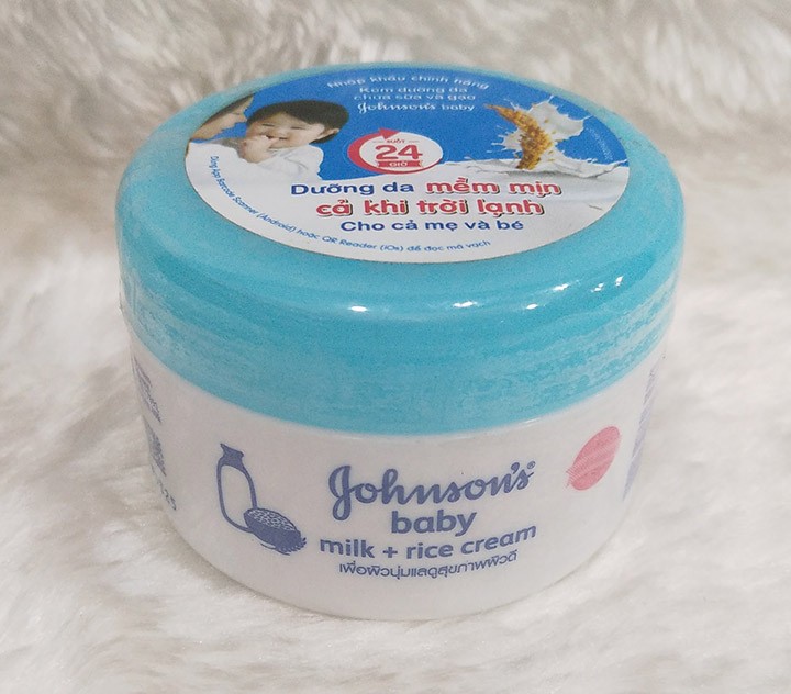 Kem dưỡng ẩm chứa sữa và tinh chất gạo Johnson baby 50g - 88531649