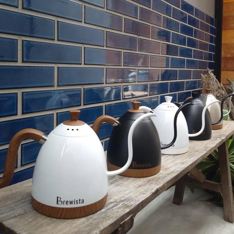 Ấm Đun Nước Brewista Artisan Gooseneck Stovetop Kettle
