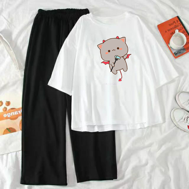 [HAN HAN SHOP 100] Sét Bộ Đồ Quần Áo Nữ Mùa Hè Mặc Đi Chơi Dạo Phố Cá Tính, Mặc Ở Nhà Xinh Cute, Combo Áo Thun Phông Cotton Organic Ngắn Tay Cổ Tròn Mát Mịn In Mèo Ăn Cá Kèm Quần Thun & Cát Sạn