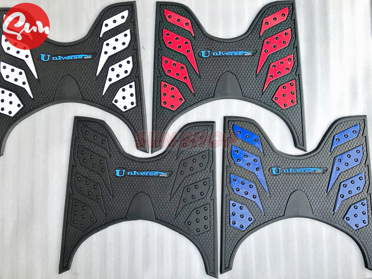 THẢM CAO SU SCOOPY KIỂU INDO DÀY, ĐỦ MÀU TIỆN DỤNG CHO VỆ SINH THẢM VÀ XE DỄ SỬ DỤNG