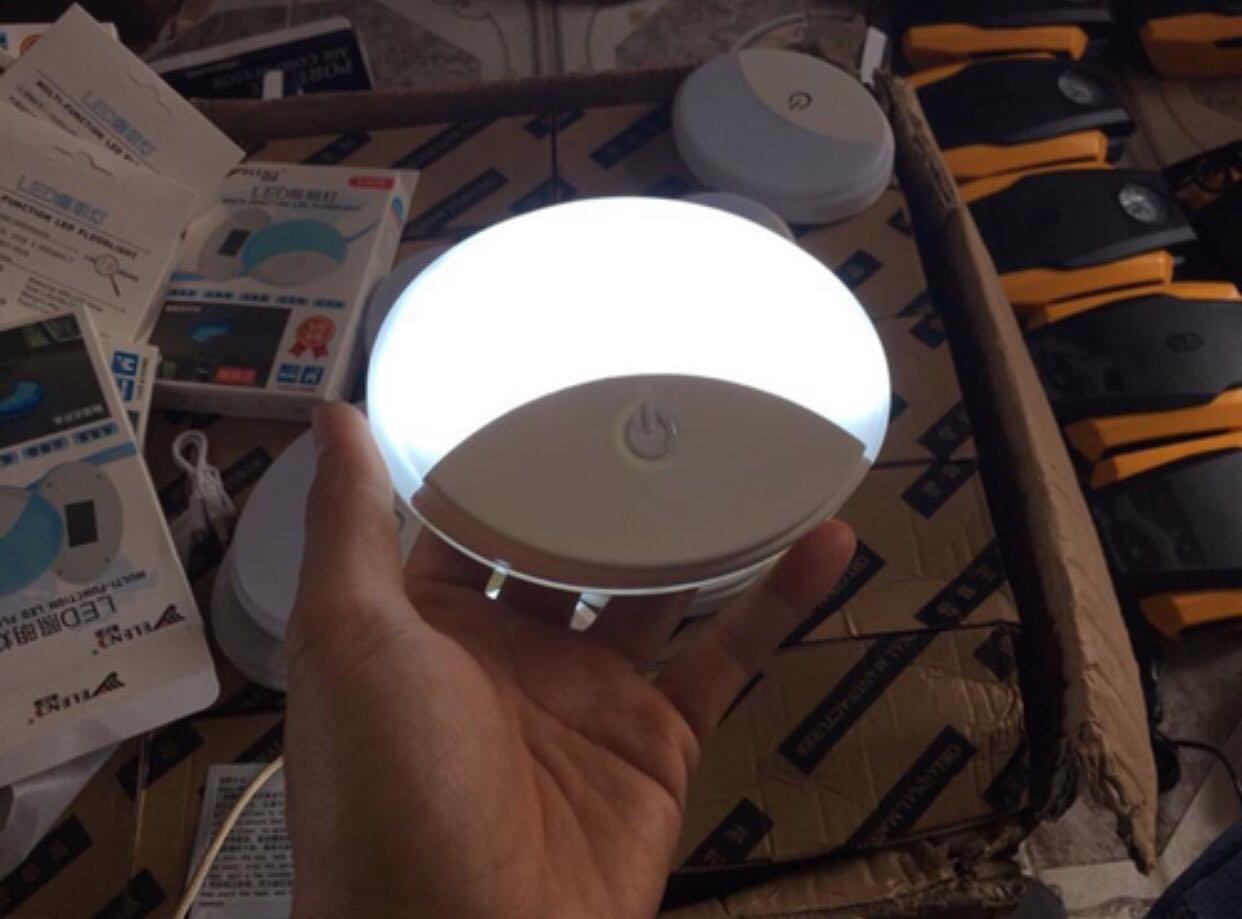 Đèn led dán trần. dán cốp ô tô 2 chế độ