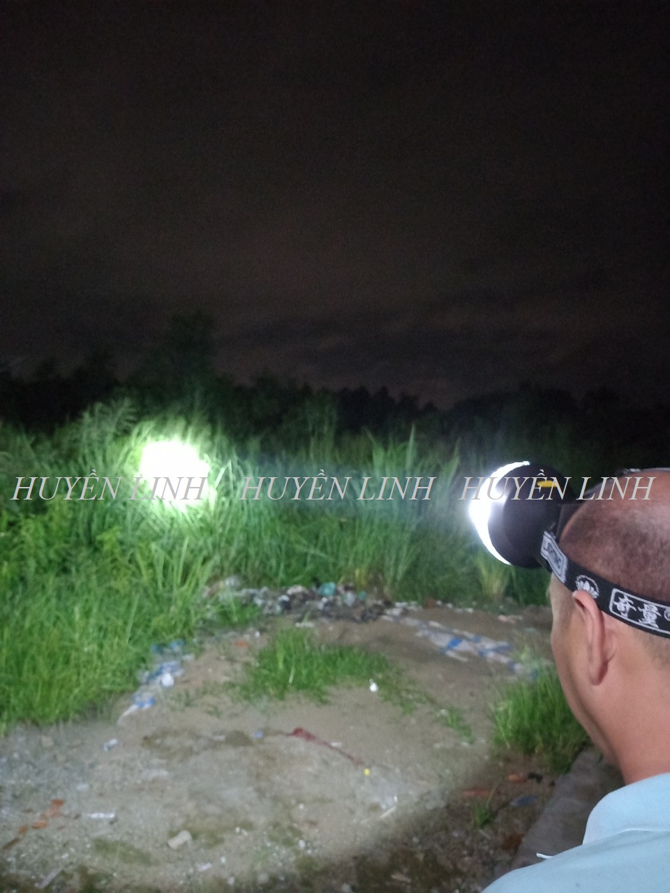 ĐÈN LED PIN SẠC ĐỘI ĐẦU KÍN NƯỚC SIÊU SÁNG CHÓA 110 MM X9 - 900W