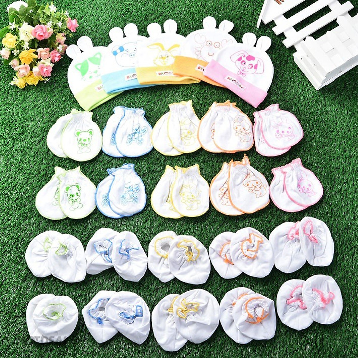 Combo 15 món gồm 5 nón 5 đôi bao tay 5 đôi bao chân cho bé dưới 6 tháng