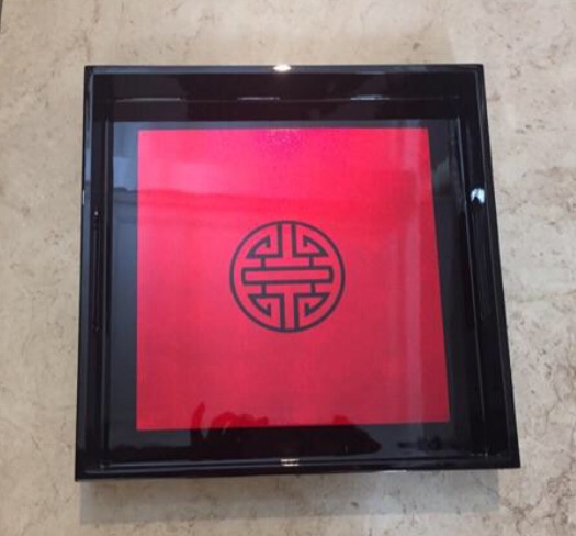 Khay gỗ sơn mài in chữ Thọ 27 x 27cm