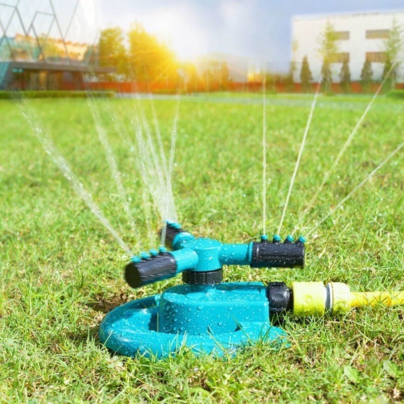 Đầu tưới 3 cánh xoay 360° vòi tưới 3 cánh 360 độ đầu tưới 3 cánh xoay 360° vòi tưới 3 cánh 360 độ .đầu tưới 3 cánh xoay 360 có chân cắm đầu tưới cây xoay 3 nhánh xoay 360 độ tại đầu tưới 3 cánh xoay 360 vòi 3 cánh 360 độ