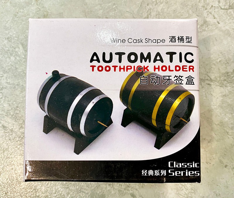 Hộp đựng tăm hình cái trống đen viền bạc nhấn nút lấy tăm thông minh GD022