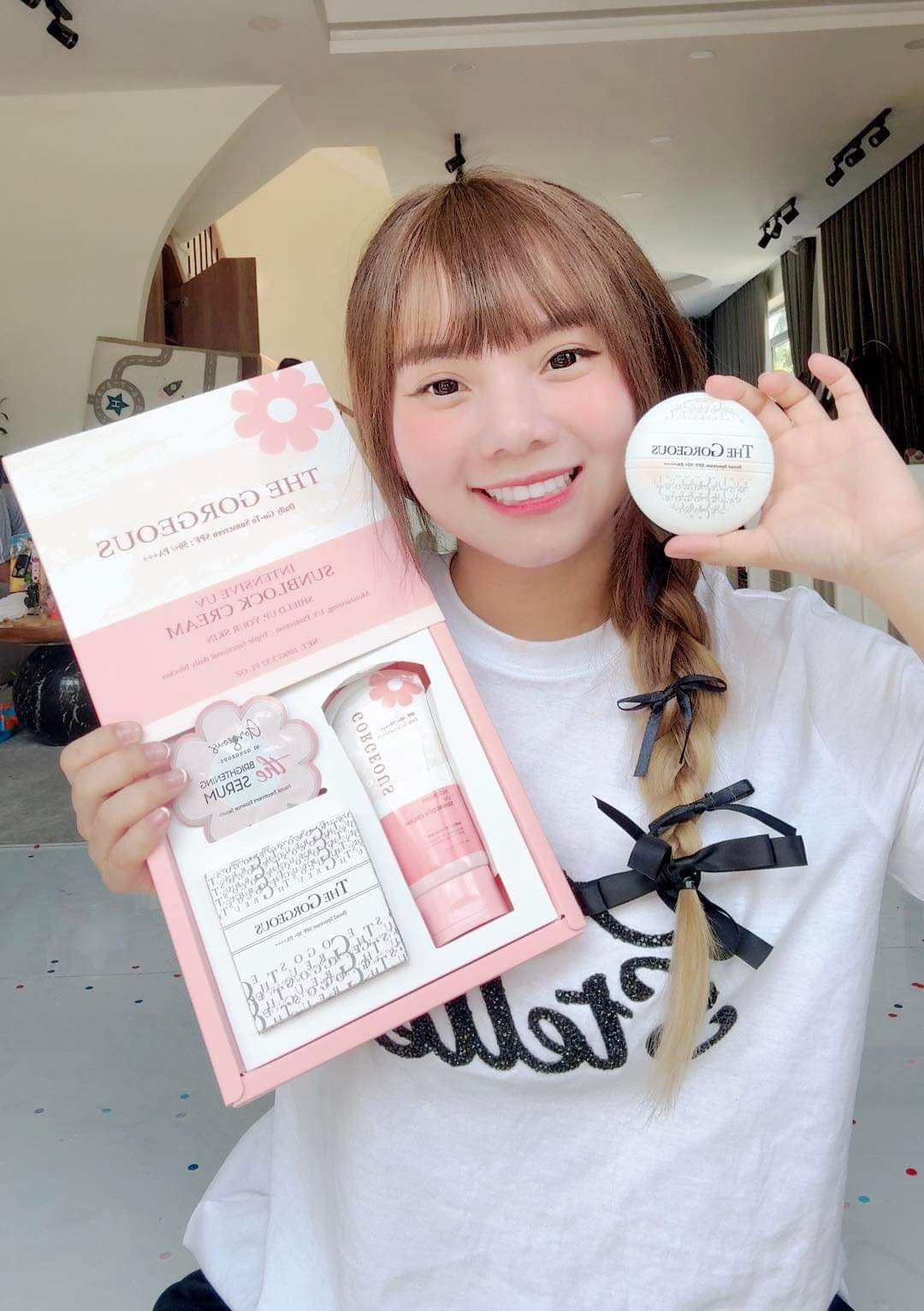 Kem chống nắng múi xù gorgeous mới nhất 2024 100g tặng thêm 1 kem chống nắng 50g, 1 gói serum và tặng thêm 1 quà tặng ngẫu nhiên