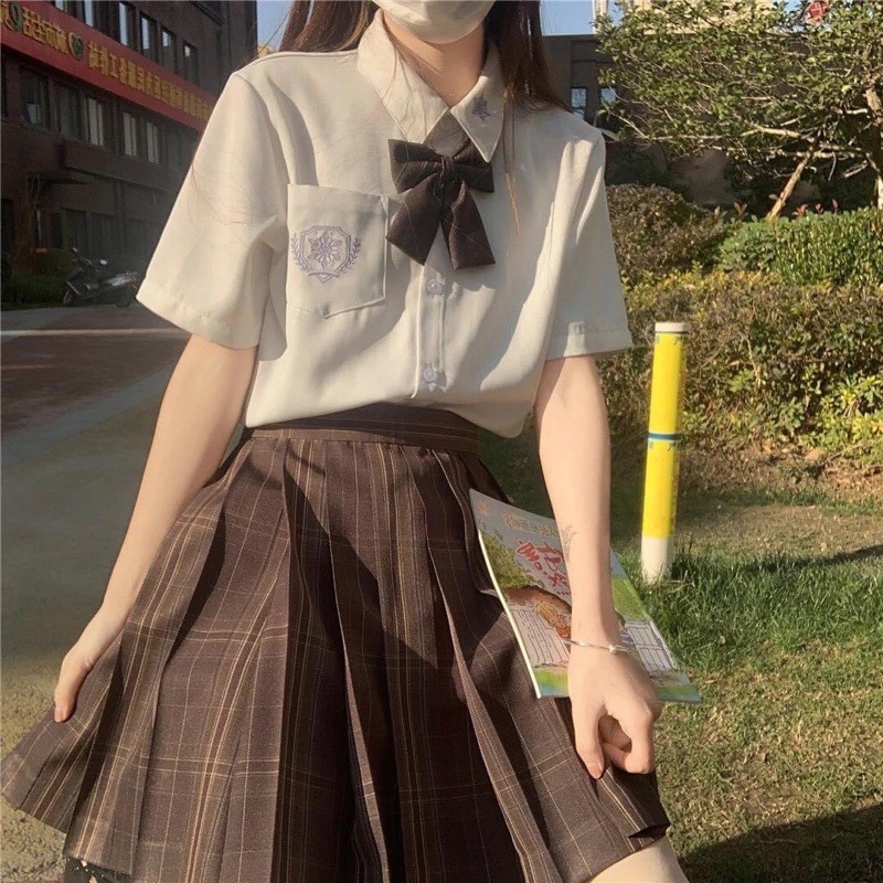 Set áo sơ mi thêu túi kèm chân váy tennis ulzzang Hàn Quốc