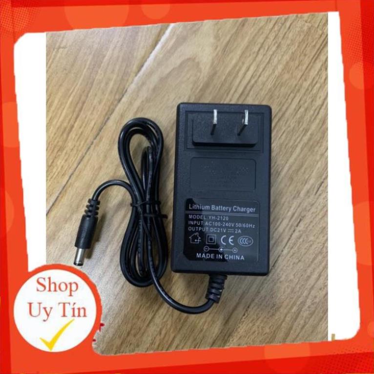 Sạc pin li-ion 5s 21v - 2a, có đèn báo sạc đầy