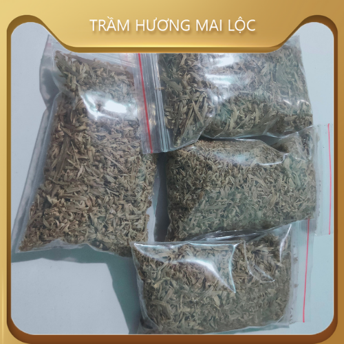 Vụn trầm hương dùng xông nhà