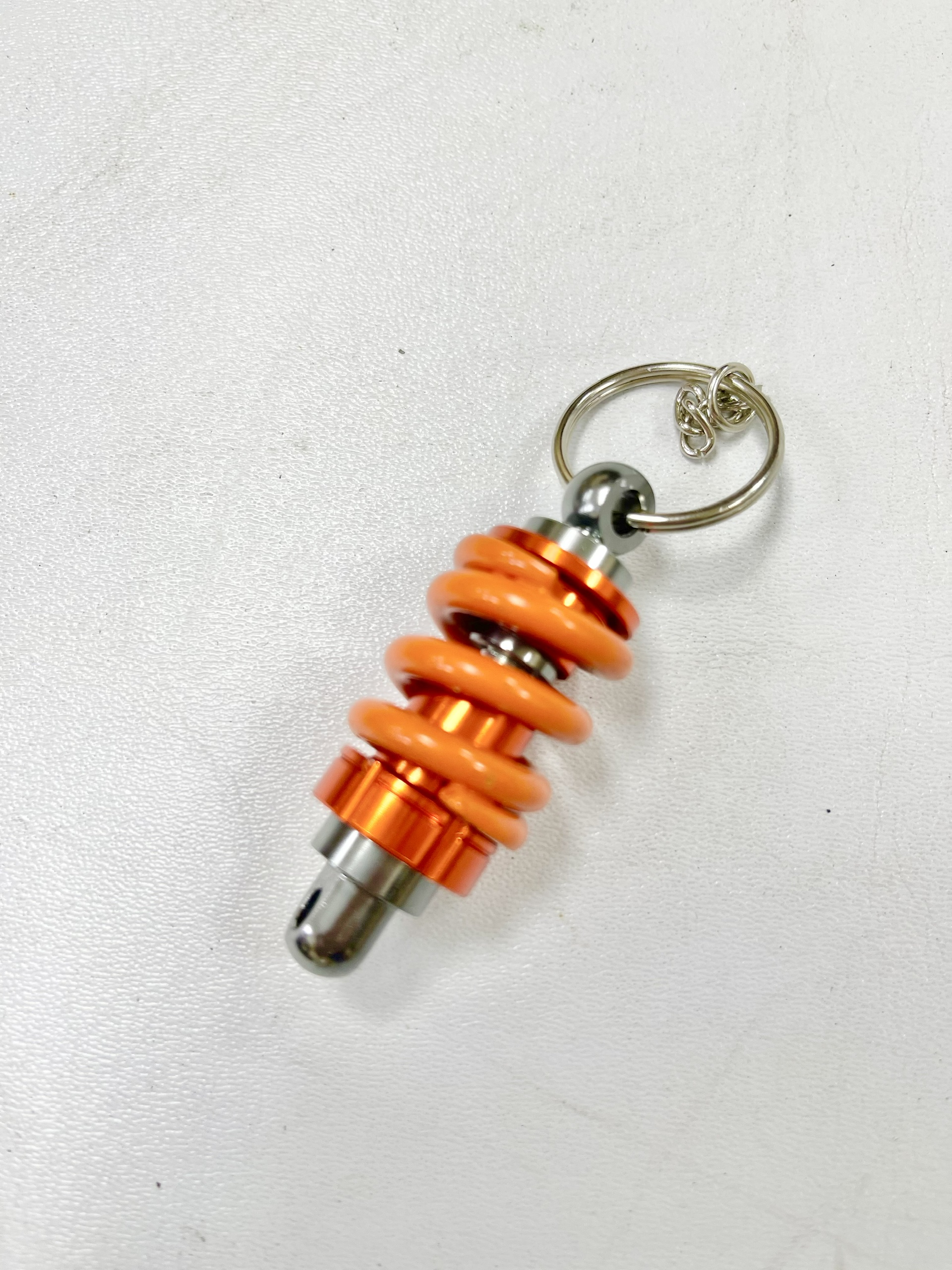 Móc chìa khóa hình phuộc