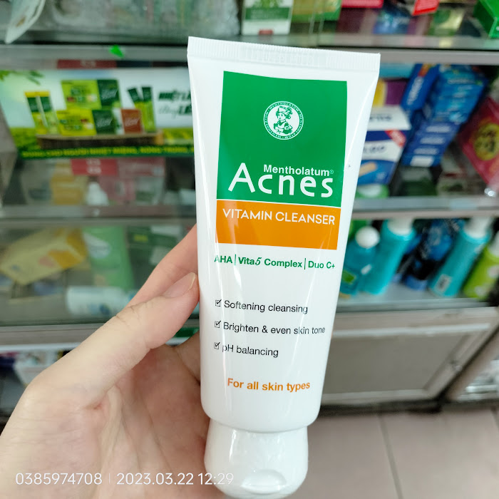 Sữa rửa mặt Acnes Vitamin Sáng da Mờ sẹo Mờ vết thâm 100g