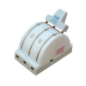 Cầu dao điện 60A - 3 Pha đảo chiều hãng Ominsu hoặc Vinakip