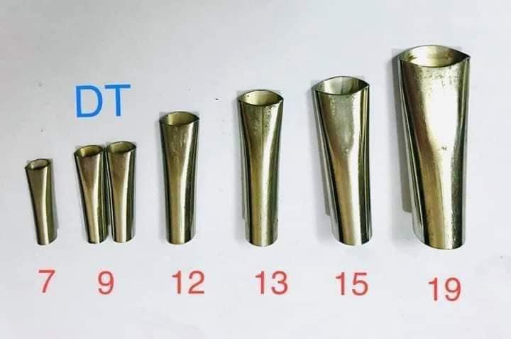 Bộ 7 vòi đi keo inox