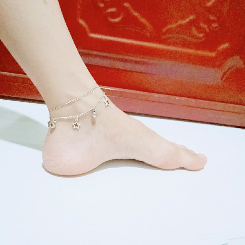 Lắc chân 2 tầng màu bạc cao cấp kèm mặt hình ngôi sao và chuông (ảnh thật shop tự chụp)