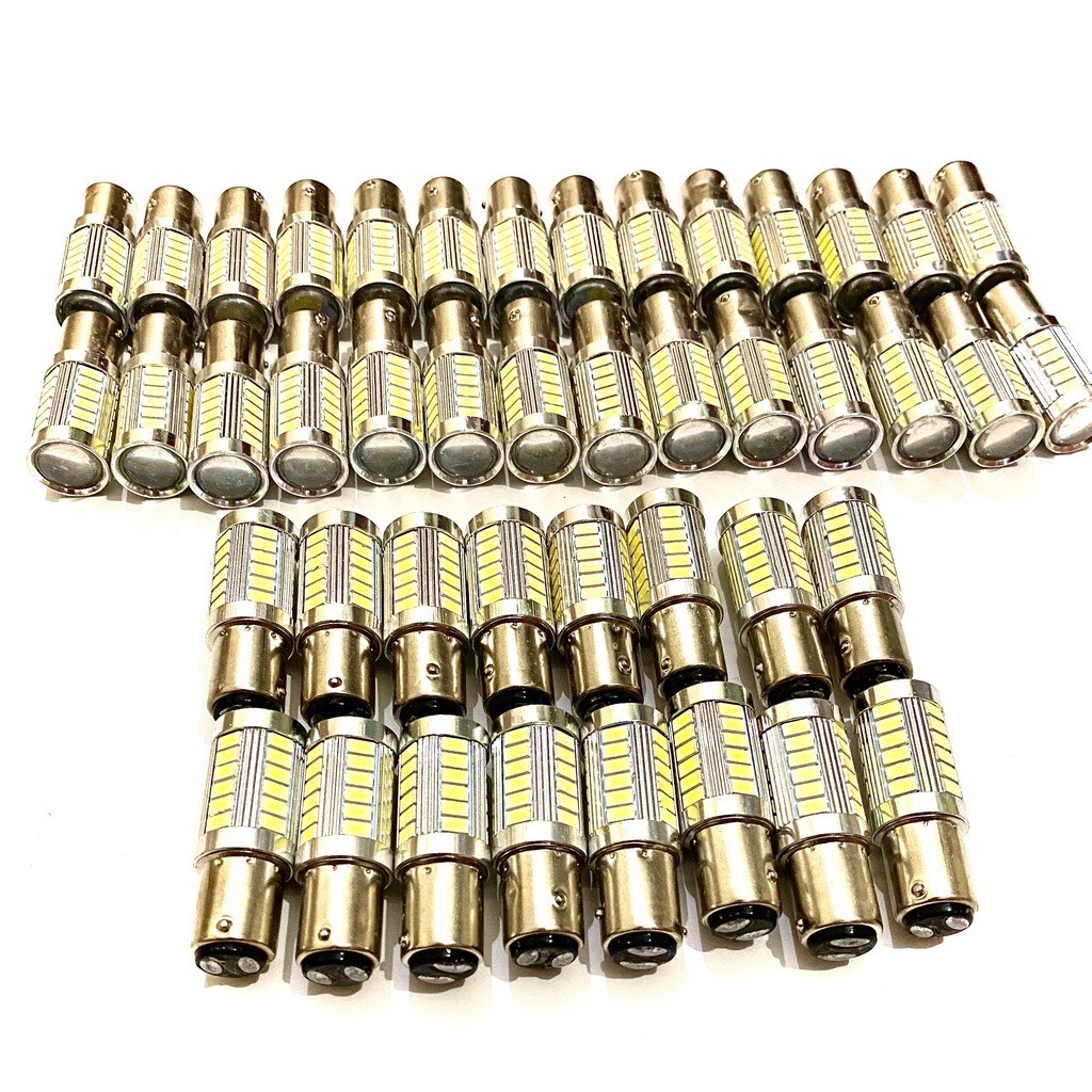 Đèn Hậu Nháy F1 33 Tim Nháy Phanh Chớp Siêu Sáng