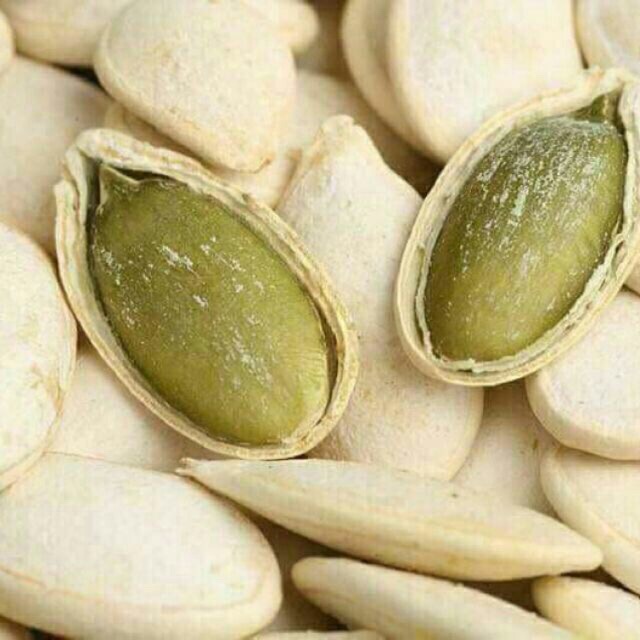 1kg hạt bí rang tay to mẩy hàng luôn mới