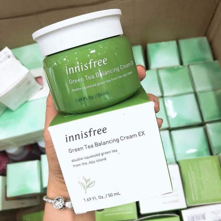 Kem dưỡng da innifess trà xanh cho da dầu mụn