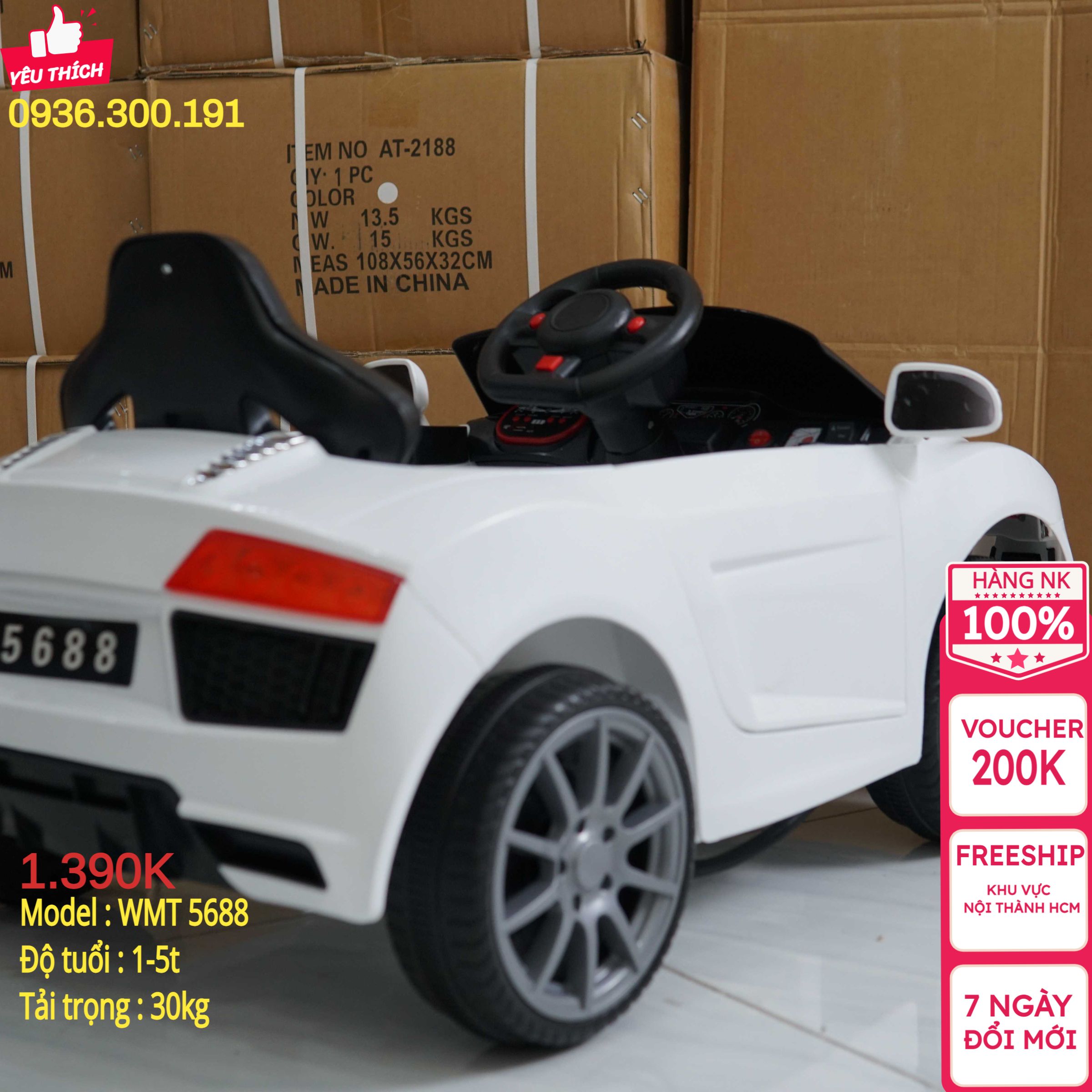 Xe ô tô điện Audi WMT-5688