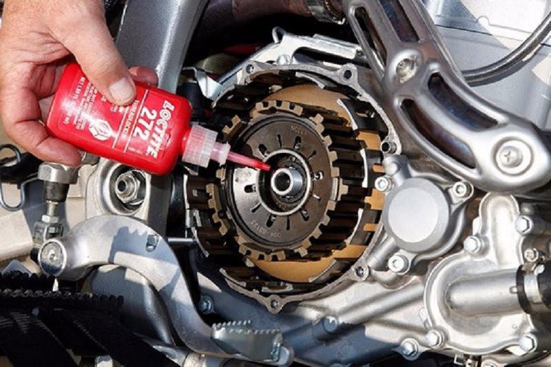 Keo khóa ren Loctite 272 cho bulông ốc vít - chai 50ml