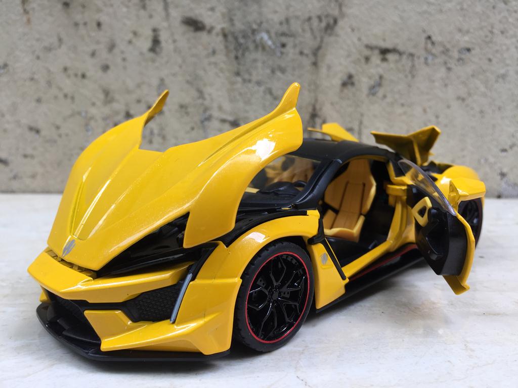 [HCM]Mô hình xe Ô tô Lykan HyperSport 2020 1:24
