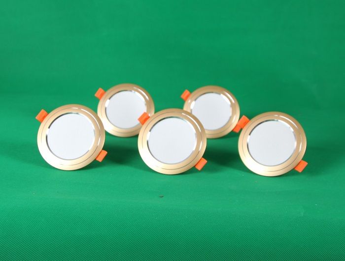 Combo 5 đèn Led âm trần đổi màu 5w vỏ vàng, đèn trang trí giá rẻ