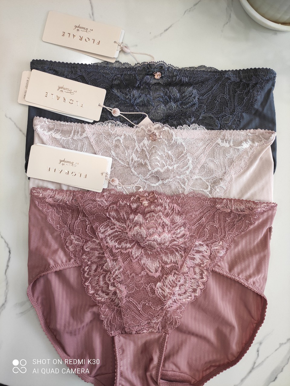 Quần lót nữ Triumph Florale Peony Full Hipster ren tinh tế