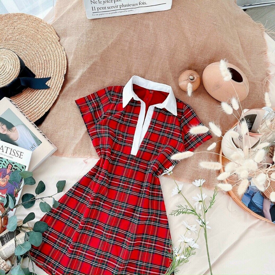 Đầm caro đỏ cổ áo kiểu sơ mi năng động xinh xắn