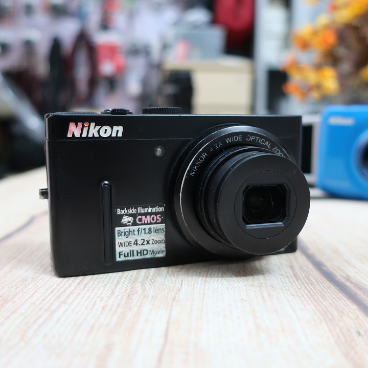 Nikon Coolpix P300