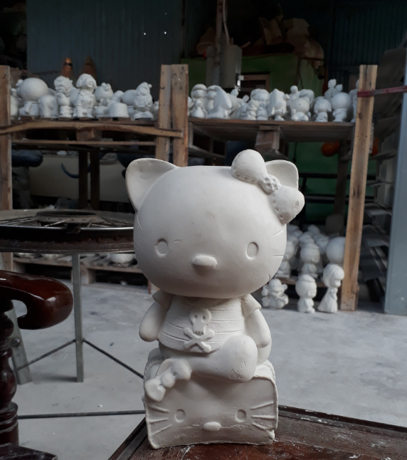 Tượng tô màu thạch cao hình Hello Kitty - tượng tô màu Cô Hai