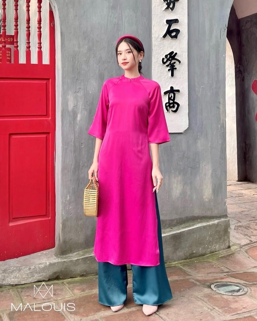 Set áo dài xuông dáng xưa màu hồng sen phối quần xanh cổ vịt